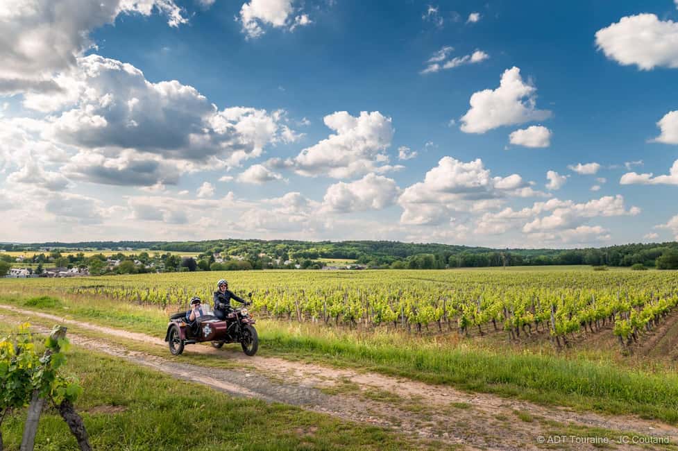 Tours: Great Escape Sidecar Tour - Place Plumereau and the Half-Timbered Center
