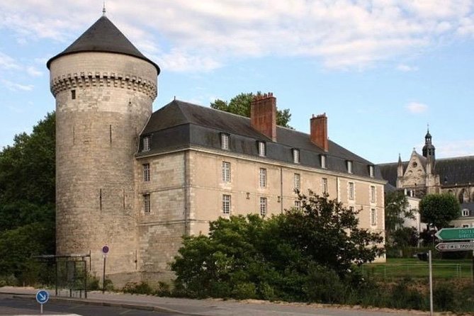 Tours: Private Walking Tour of the Historical Center - Starting at 8 Place Jean Jaurès