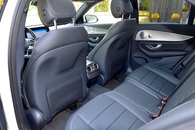 Transfer from Orly/CDG/LBG Airport to Paris (E-Class 2pax) - A private start to your Paris visit