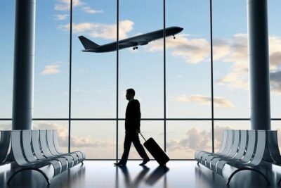 Transport, taxis and shuttles - Saint-Jean station pickup for a smoother departure