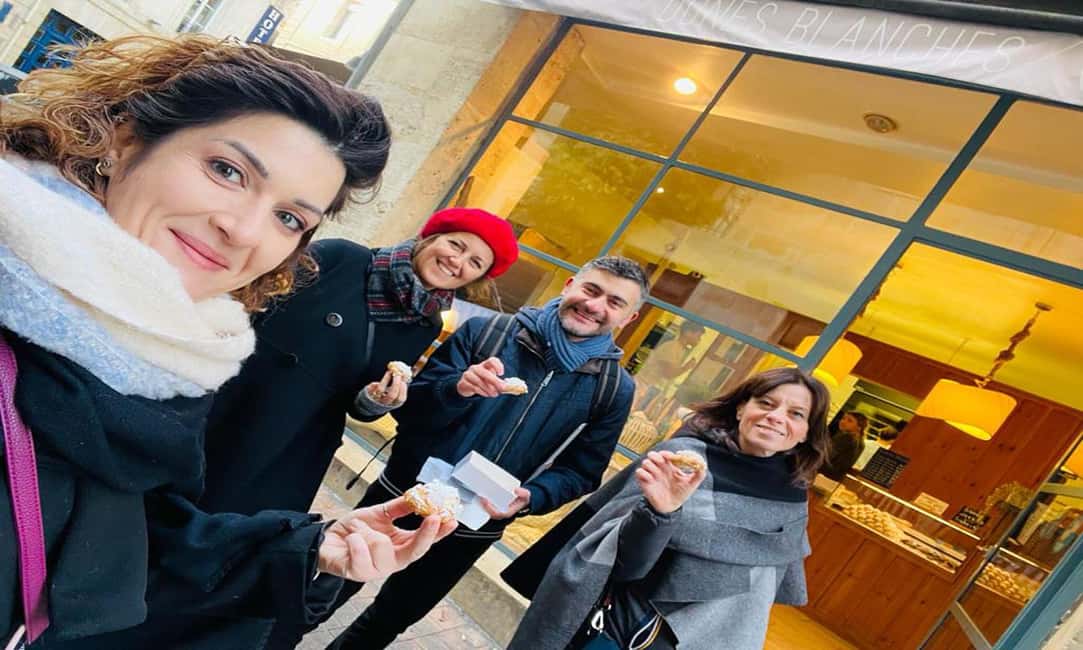 Ultimate Tastes and Tales Tour: Pastries, Stories, Flavors - Canelé de Bordeaux, the essential first taste