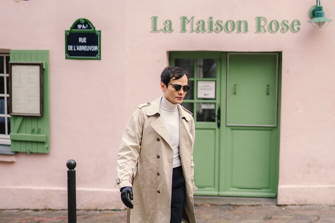 Unique Montmartre photo tour with VOGUE photographer - A stairway with a broad Paris view