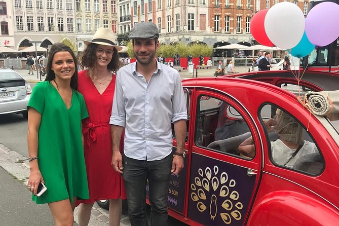 Unique Tour of Lille by Convertible 2CV - 1h00 - Porte de Paris and Place de la République: finishing with big connections