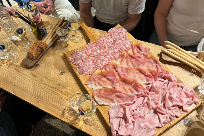Unique Wine Tour Experience in Nice - Stop 1 at La Peche A La Vigne: three wines and Italian charcuterie