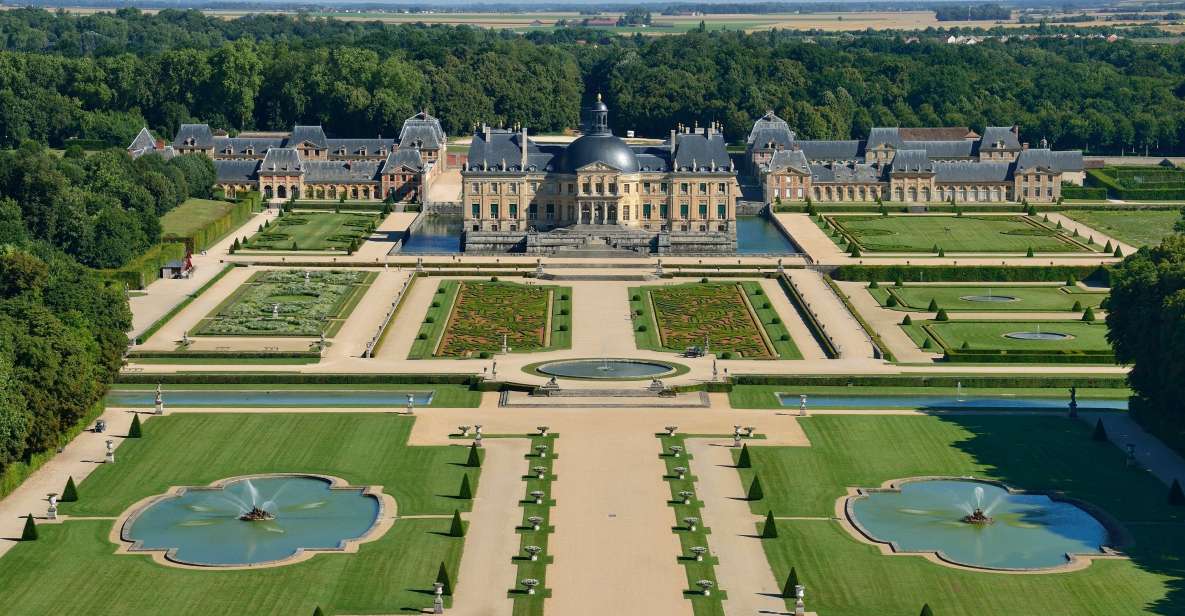 Vaux le Vicomte Chateau Entry Ticket and Chateaubus Transfer - Why Vaux-le-Vicomte Feels Like a Prequel to Versailles