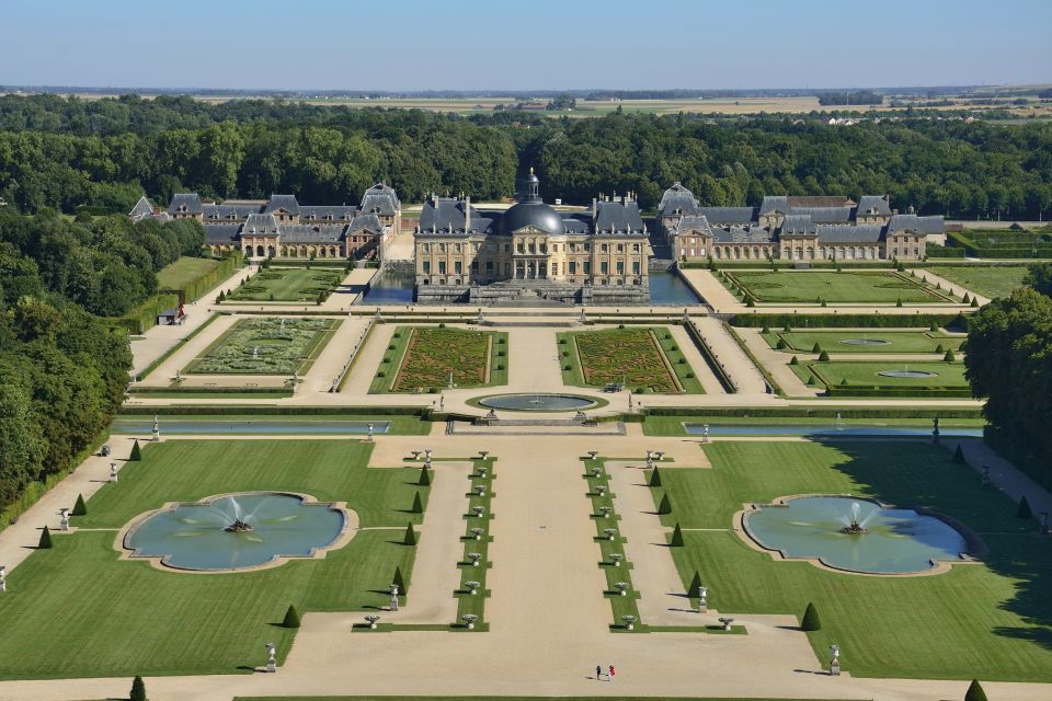 Vaux le Vicomte Chateau Entry Ticket and Chateaubus Transfer - The 5-Hour Plan That Keeps You Moving (Without Feeling Ruined)