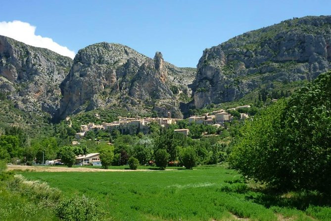 Verdon Canyon and Moustiers Ste-Marie Tour from Aix-en-Provence - Valensole: Lavender Fields, a Producer Stop, and a Photo-First Mindset