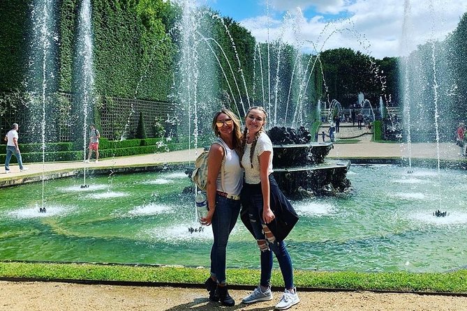 Versailles Bike Tour with Market, Gardens & Guided Palace Tour - Royal Gardens and Fountains: A Cycling Break That Still Feels Royal