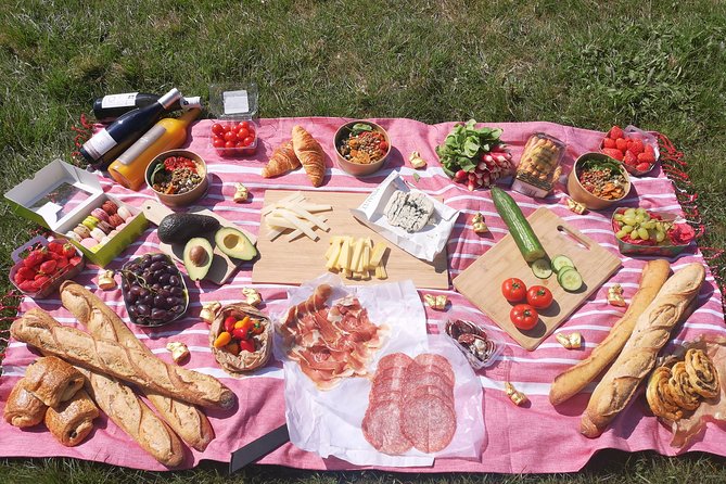 Versailles Bike Tour with Market, Gardens & Guided Palace Tour - Marie-Antoinette at Le Hameau: The Queen’s Escape Without the Lecture Voice
