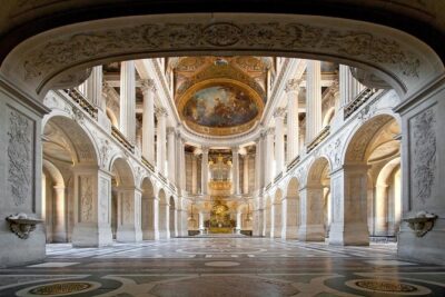 Versailles Castle Private Guided Day Tour from Paris (van &guide) - Inside the Palace of Versailles with a guide