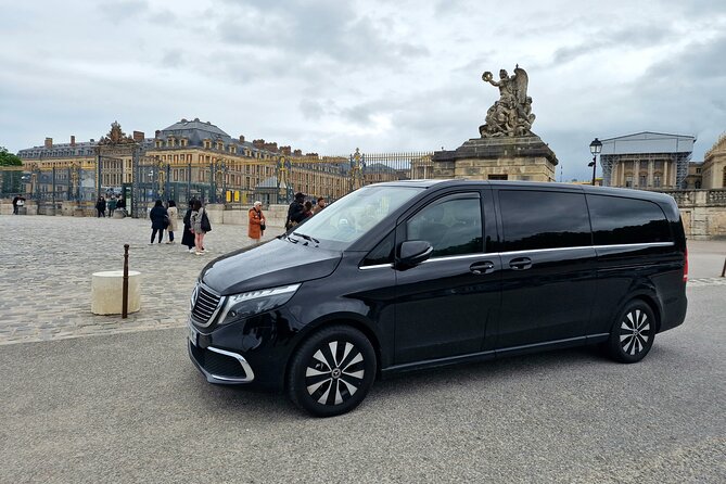 VERSAILLES CASTLE Round-Trip Transfer from Paris by Luxury Van - Key points to know before booking