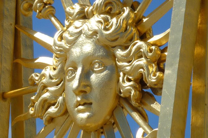 VERSAILLES CASTLE Round-Trip Transfer from Paris by Luxury Van - How the service handled the small details
