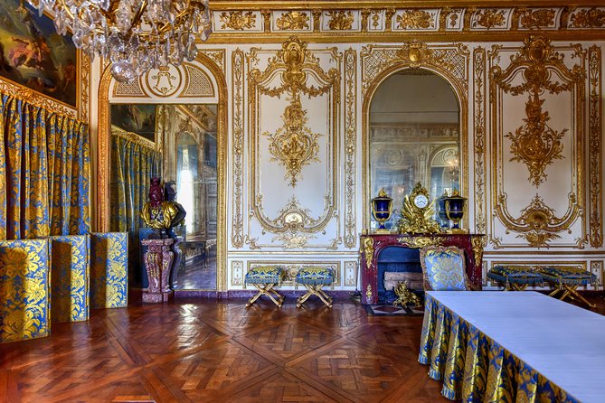 Versailles Domain Audio Guided Half Day Tour from Paris - Gardens and Grand Canal: Fountains, Crowds, and What 30 Minutes Means
