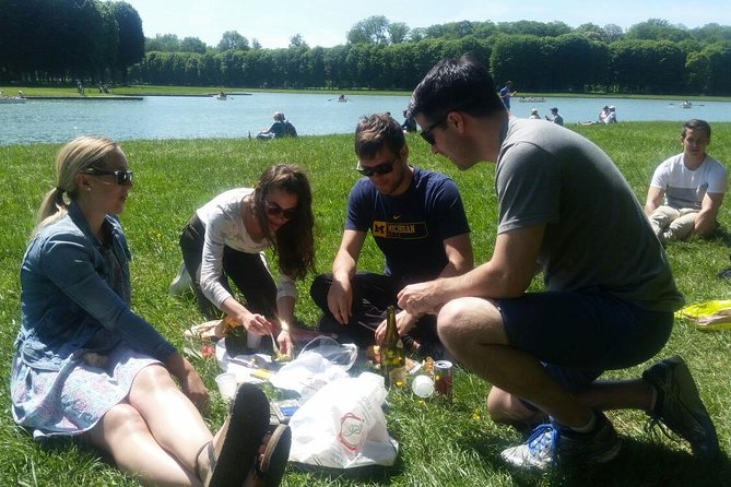 Versailles Domain Bike Tour with Palace Entry by Train from Paris - Lunch by the Grand Canal: buy first, eat outside, then keep moving