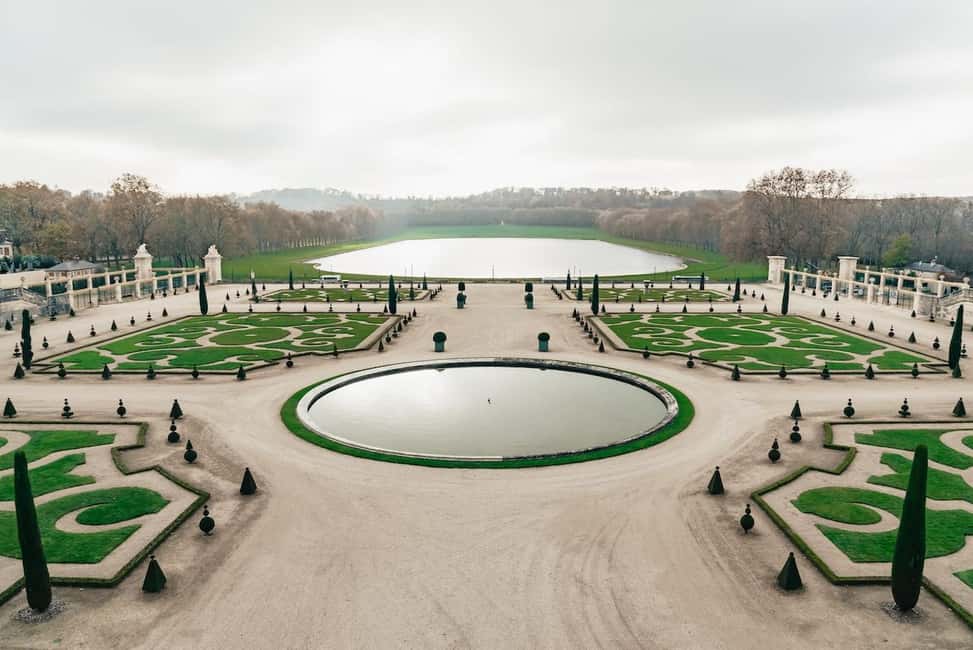 Versailles: Entry ticket & Private Apartments VIP Tour - The 90-minute flow: from kings’ privacy to the state rooms