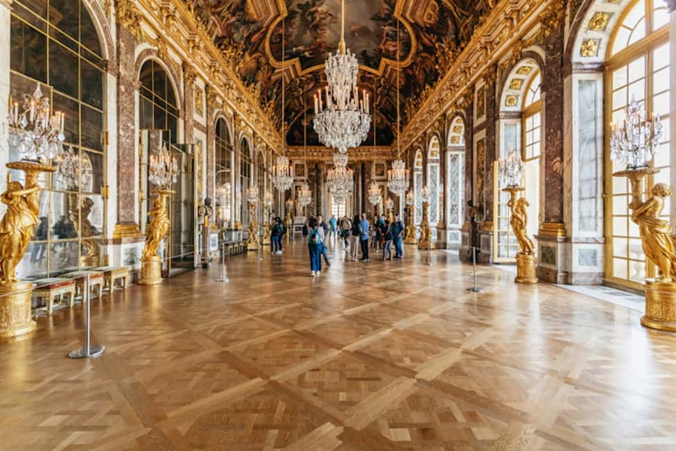 Versailles: Entry ticket & Private Apartments VIP Tour - What Versailles feels like when you’re not starting with the masses