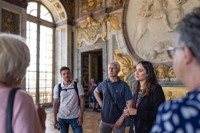 Versailles Full-Day Tour with the Estate of Marie-Antoinette - Hall of Mirrors: short stop, big message