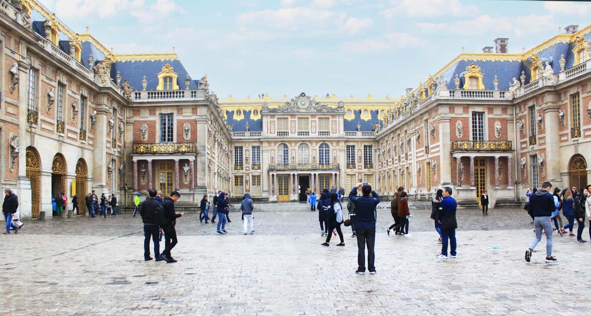 Versailles & Giverny from Paris PRIVATE TOUR with PHOTOSHOOT - What the $1,367 price really buys