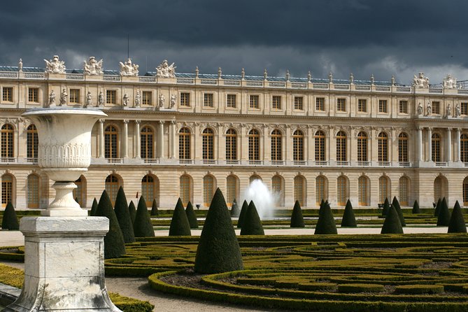 Versailles Palace 4h Tour (Skip the Line Ticket & Licensed Guide) - The Hall of Mirrors in 15 focused minutes