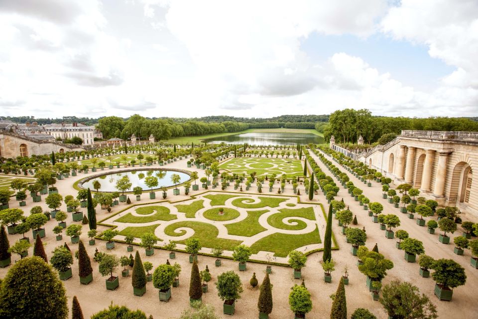Versailles: Palace and Garden Bike Tour with Tickets - Value check: what your $128 includes and why it adds up