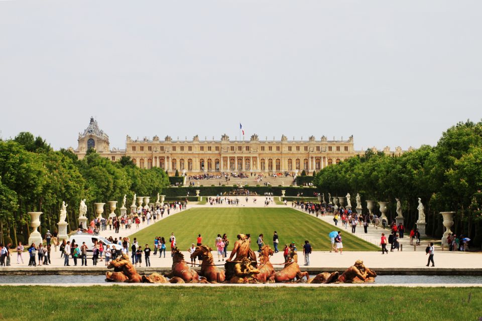 Versailles: Palace and Garden Bike Tour with Tickets - Why biking Versailles makes the whole palace feel more real