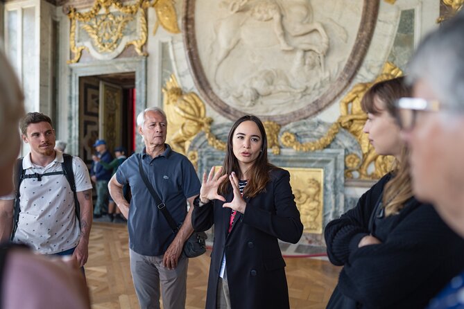Versailles Palace and Gardens Tour by Train from Paris - Meeting at Place d’Armes and riding the RER the smart way