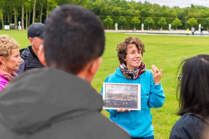 Versailles Palace Bike Tour with Market & Marie-Antoinette hamlet - Grand Canal, Apollo Fountain, and Royal Forests: the ride that clears the crowd noise