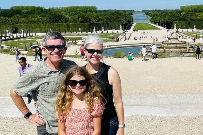 Versailles Palace Family Tour with Private Transfers and Lunch - Entering Versailles with priority access