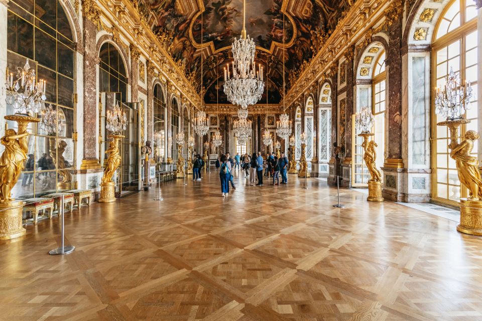 Versailles: Palace, Gardens & Queen’s Estate Guided Tour - How much walking is really involved