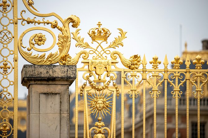 Versailles Palace Guided Experience and Gardens Entry 10 PPL Max - Inside the Palace: King’s Estate Apartments in a Tight Time Window
