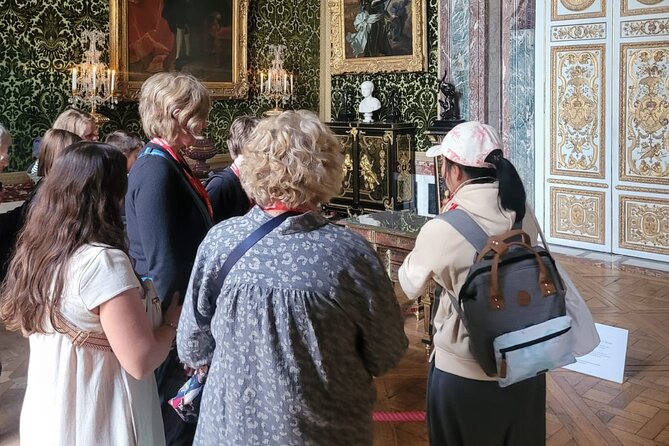 Versailles Palace Guided Tour with Gardens Access - Trianon and Marie-Antoinette’s Estate: A Key Included Piece