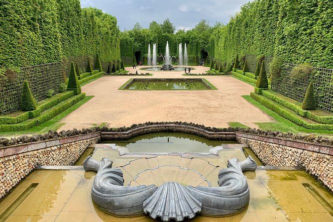 Versailles Palace & Marie-Antoinette's Estate Full Day Private Tour from Paris - Le Hameau de la Reine: Why the Farm Setting Feels Like a Different Era