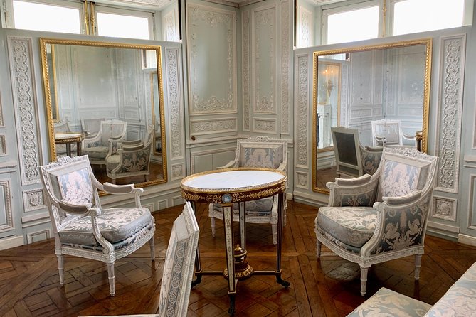 Versailles Palace & Marie-Antoinette's Estate Full Day Private Tour from Paris - Lunch at La Flotille: Optional, But Often a Smart Pause