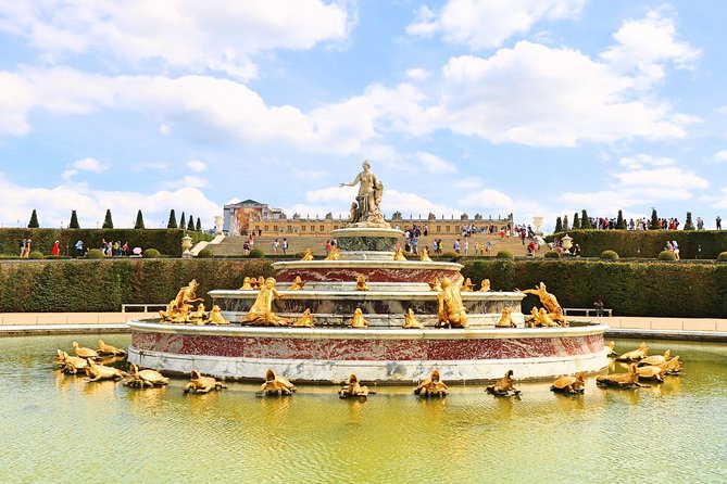 Versailles Palace & Marie-Antoinette's Estate Guided Tour - The Trianon complex and Marie-Antoinette’s retreat spaces