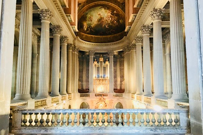Versailles Palace Private Tailored Guided Tour With Hotel Pickup - Guides who shape the pace: more than just facts