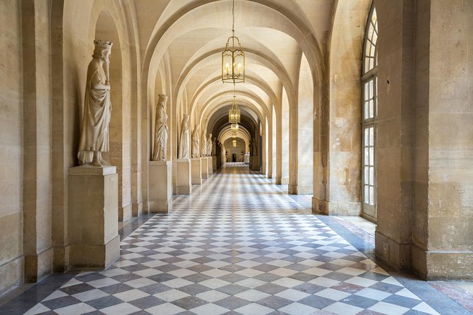 Versailles Palace with private guide - Inside the Palace of Versailles