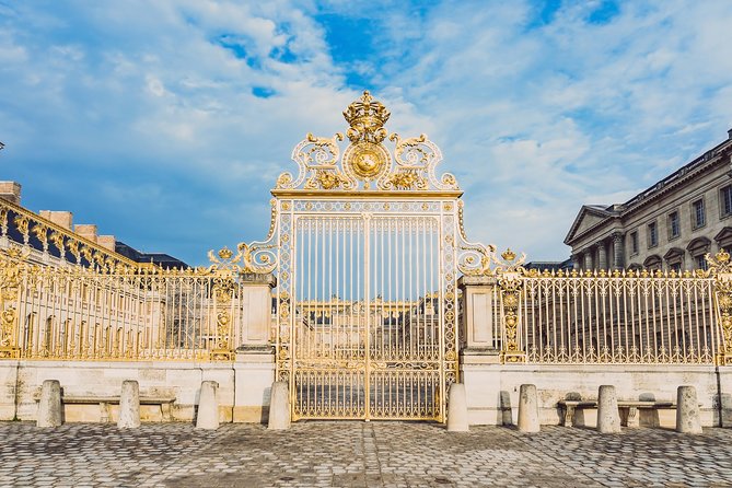 Versailles Palace with private guide - Booking, timing, and cancellation cautions