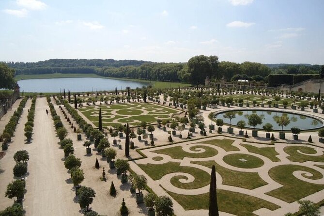 Versailles Royal Palace & Gardens with Exclusive Petit Apartments - Step into the Palace story: from a hunting lodge to royal power