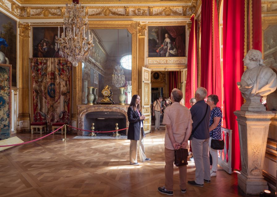 Versailles: Skip-the-Line Versailles Palace and Gardens Tour - Headphones, Crowd Control, and Photo Reality