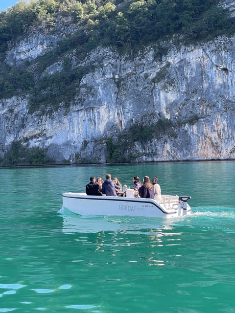 Veyrier-du-Lac: Electric Bike and Boat Experience - The 20-minute electric bike ride toward Veyrier-du-Lac