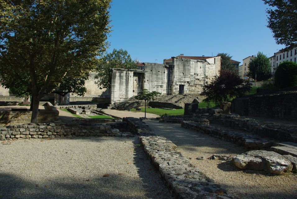 Vienne: Private Walking Tour with Guide - Key points to know before booking