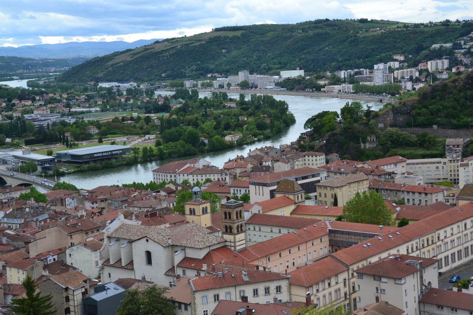 Vienne: Private Walking Tour with Guide - Is $235 per person good value?