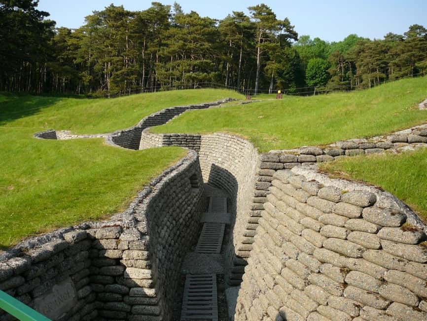 Vimy, The Somme: Canada in the Great War from Amiens, Arras - Reading the Canadian National Vimy Memorial