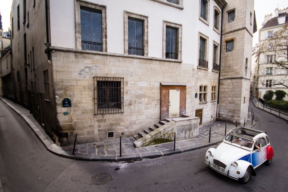 Vintage 2CV tour + Cruise - The Seine cruise on Bateaux Parisiens: comfort, panoramas, and the right kind of slow