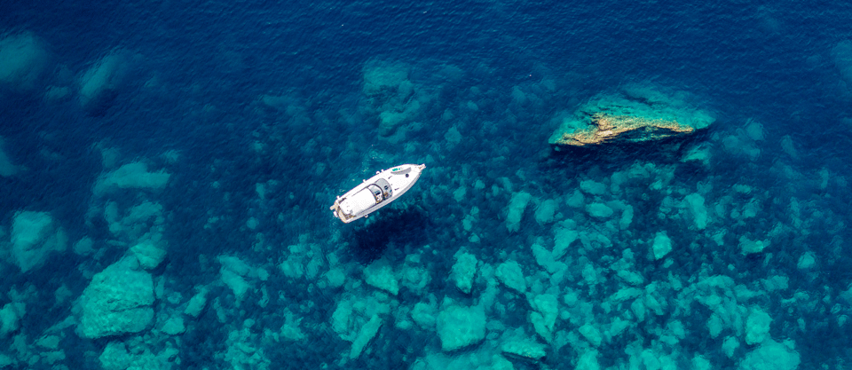 Visit Bonifacio by sea - The 90-Minute Route: Cliffs and Old Town From the Water