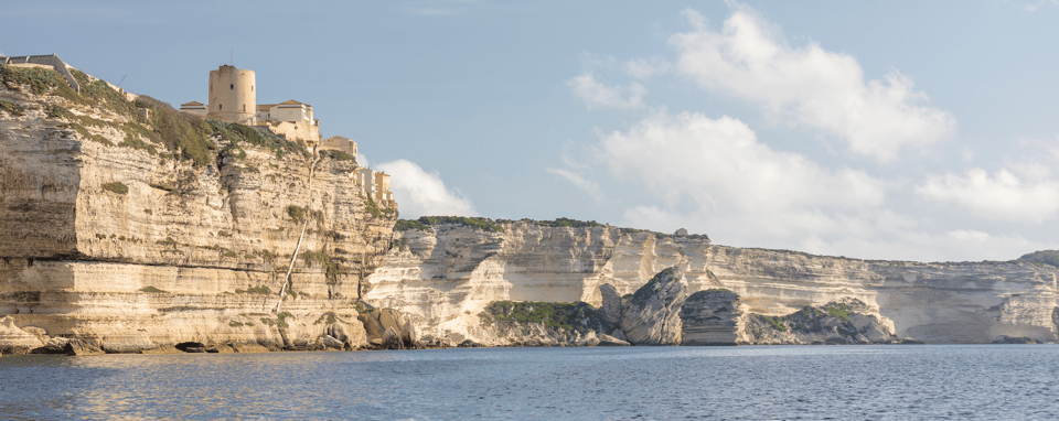 Visit Bonifacio by sea - Sea Caves: What You’ll See and How to Enjoy It