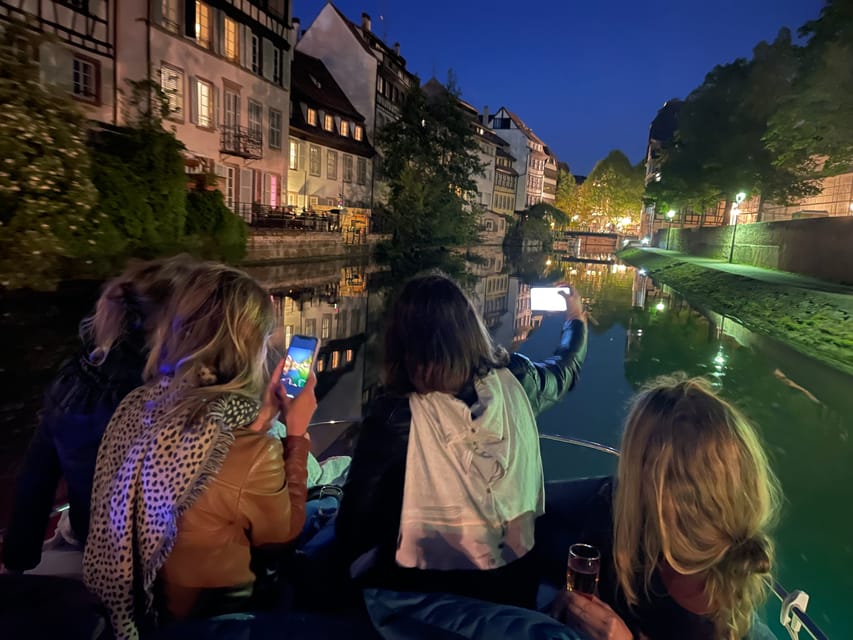 Visit of Strasbourg by private boat - The European quarter from the Ill
