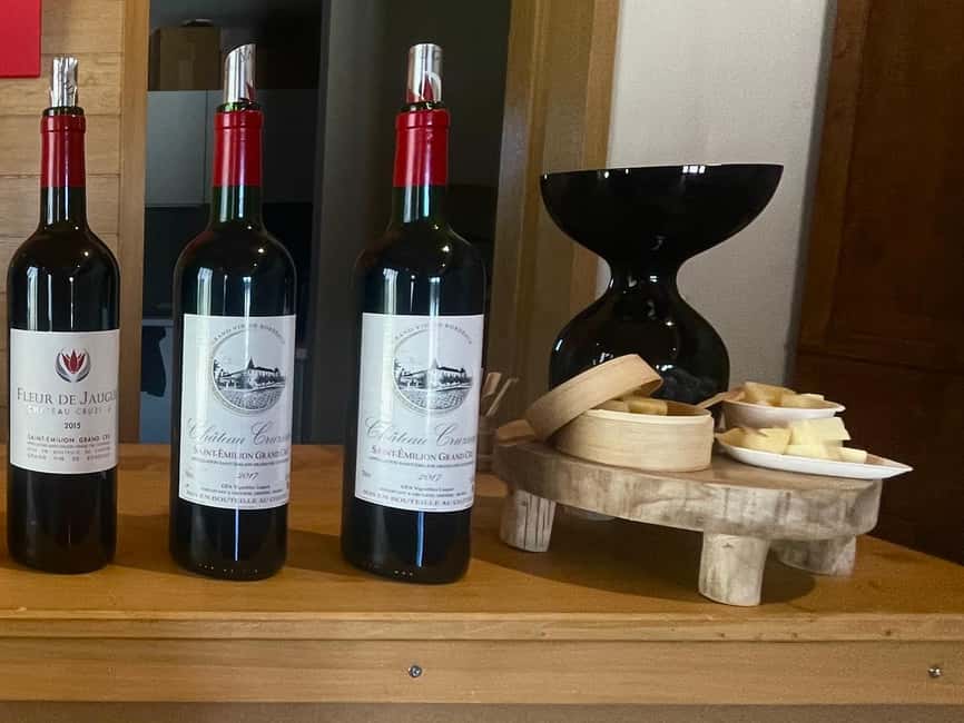 Visit to the property and wine/cheese pairing workshop - Vineyard walk and family philosophy: what you learn before the cellar