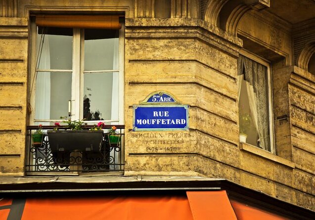 Walk & Wine Tour in the Latin Quarter - Key points at a glance