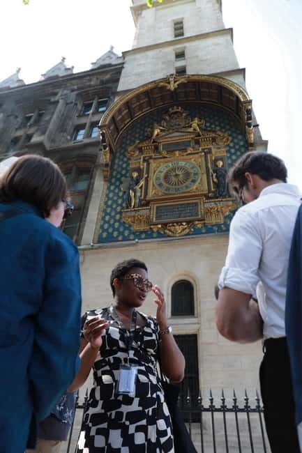 Walking Tour of Notre Dame Island and Sainte Chapelle Option - The lesser-known stop and the medieval center